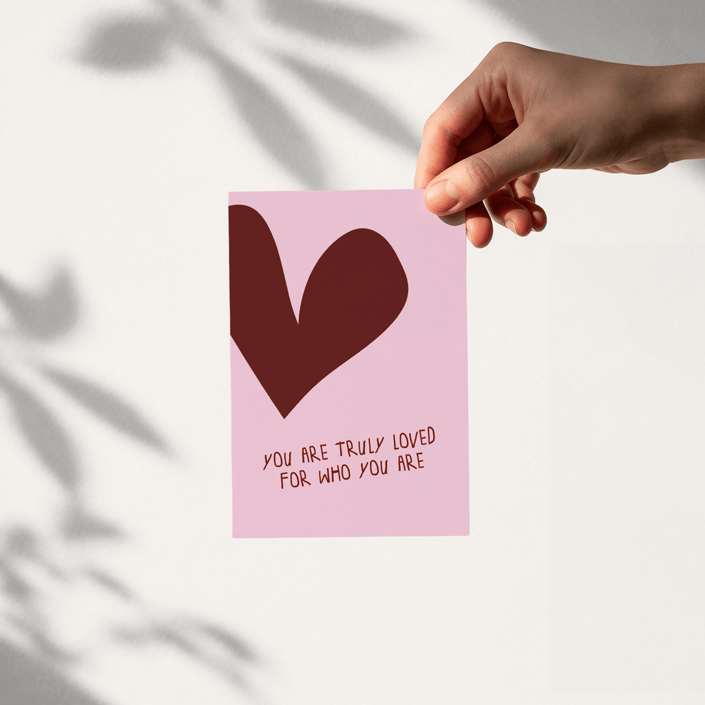 Postkarte "You are truly loved" Rosa