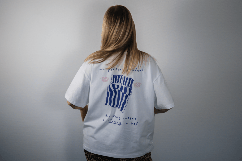 Unisex T-Shirt (Oversized) - perfect Sunday
